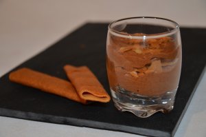 Mousse au chocolat croustillante - crêpes dentelles